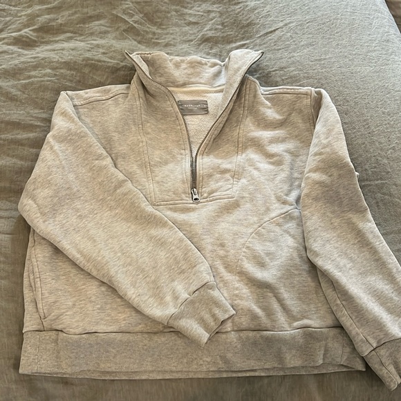 Grey Everlane pullover, size small, lightly worn - Picture 1 of 3